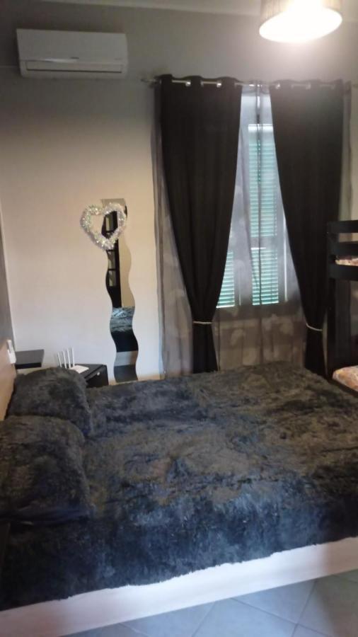Casa Via Cialdi Apartment Civitavecchia Ngoại thất bức ảnh