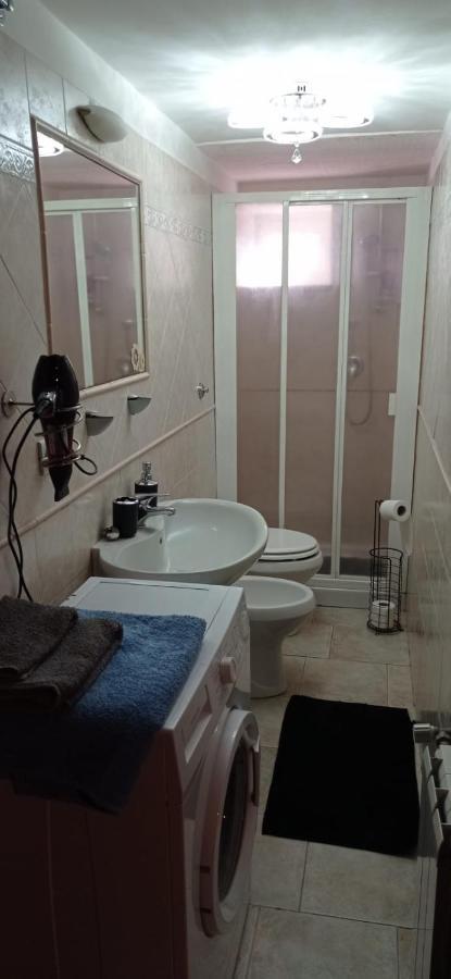 Casa Via Cialdi Apartment Civitavecchia Ngoại thất bức ảnh