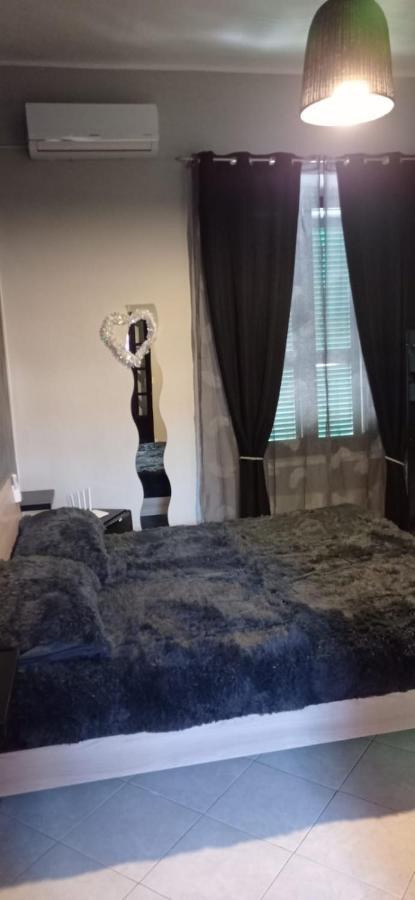 Casa Via Cialdi Apartment Civitavecchia Ngoại thất bức ảnh